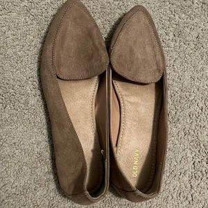 Tan flats